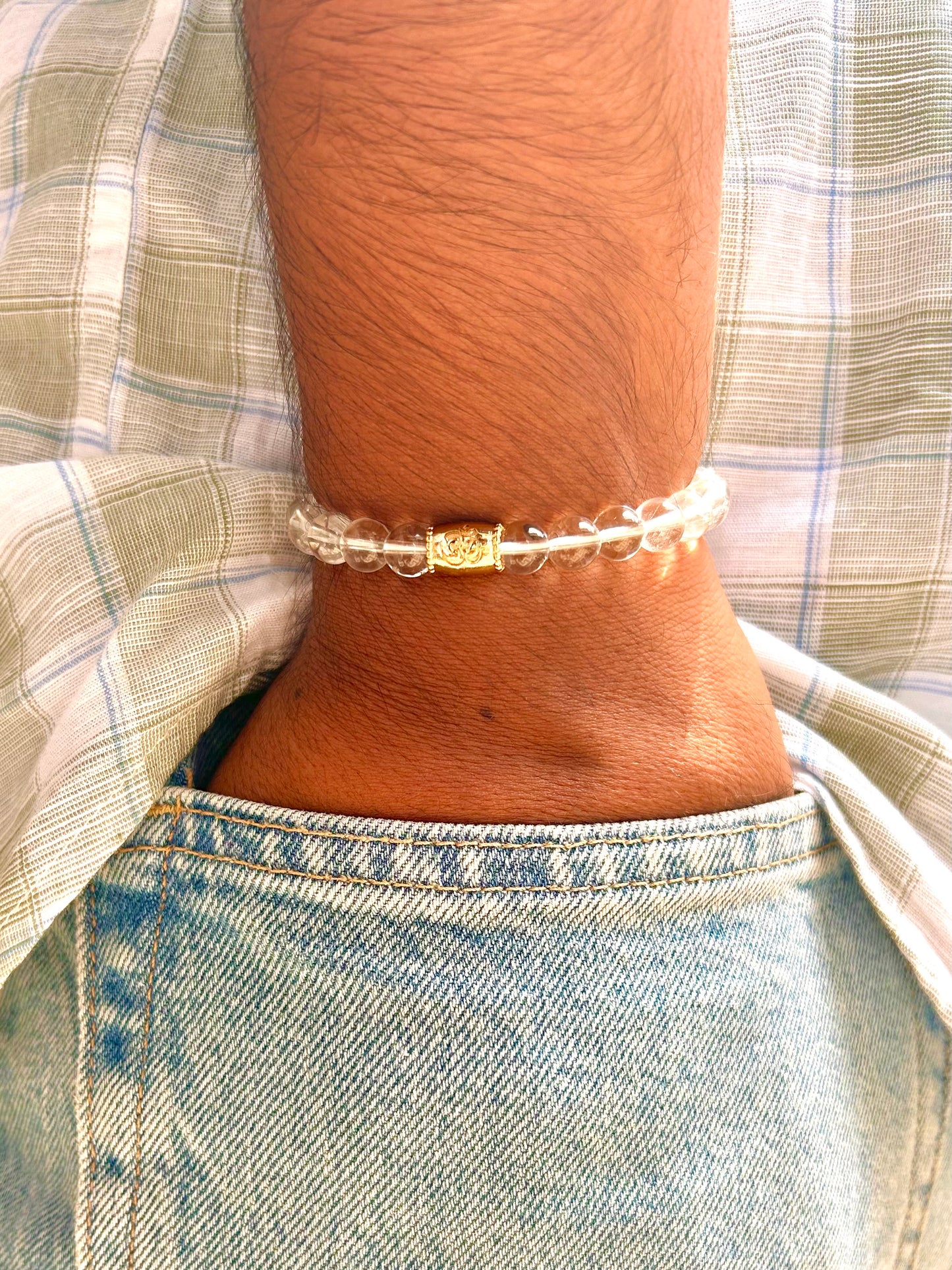 Clear Quartz Unisex Bead Bracelet with Om Motif