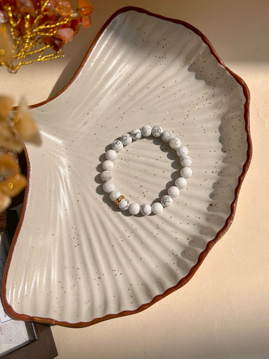 Howlite Unisex Bead Bracelet